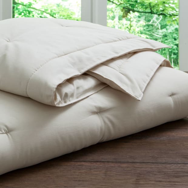 Wool_comforter_01.